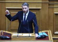 Ανδρουλάκης: «Ναι στην αξιολόγηση, όχι στην κατάργηση της μονιμότητας» – Το ευρωπαϊκό επιχείρημα του ΠΑΣΟΚ