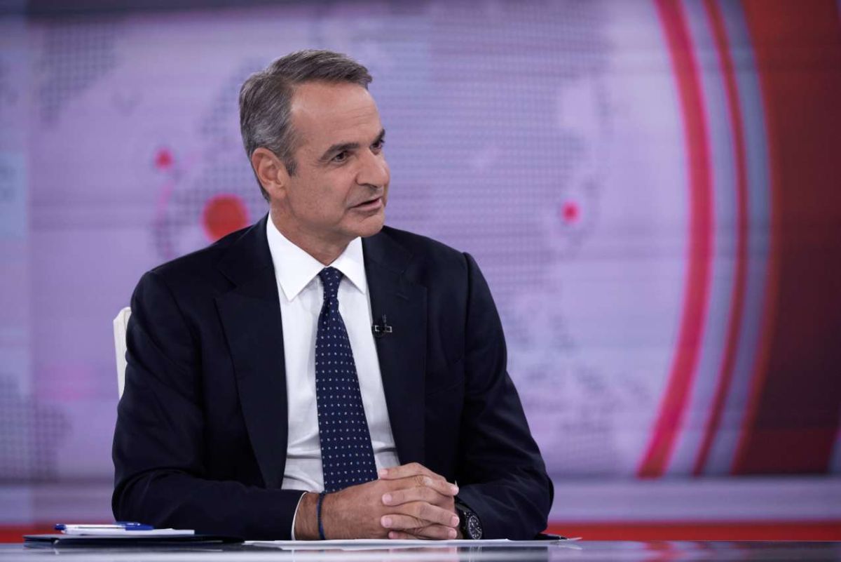 Όλοι απέναντι στον Μητσοτάκη για τα καύσιμα: “Με τα υπερκέρδη ή με τους πολίτες;”