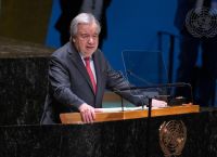 Γκουτέρες στον ΟΗΕ: Ο κόσμος κατακερματίζεται – Στο επίκεντρο πόλεμοι, ανισότητες και ανεξέλεγκτη ΑΙ