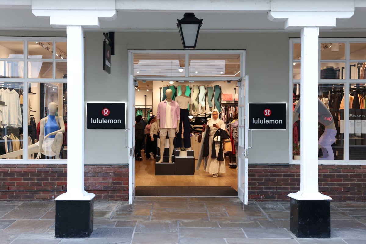 Lululemon: Το διαζύγιο του ιδρυτή της βάζει δισεκατομμύρια στο τραπέζι