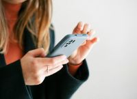 Μεγάλη απάτη με κινητά στην Ευρώπη: Πούλησαν πάνω από 1 εκατ. μεταχειρισμένα τηλέφωνα για καινούργια