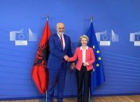 Κομισιόν: Στην τελική ευθεία για την ένταξη της Αλβανίας στην ΕΕ