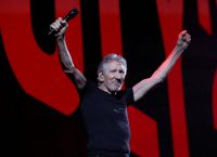 Roger Waters στηρίζει Macklemore μετά τον αποκλεισμό του από την περιοδεία Sheeran
