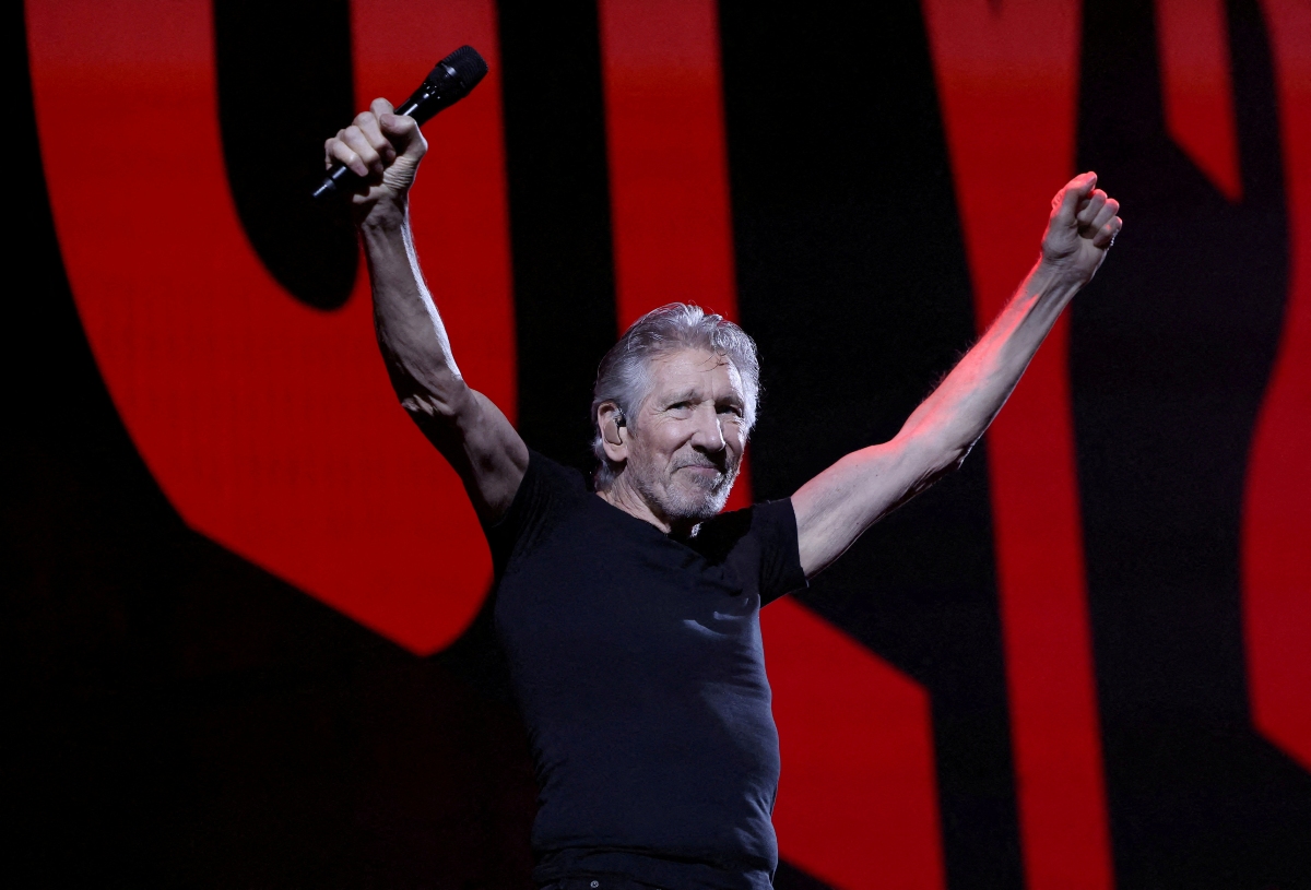 Roger Waters στηρίζει Macklemore μετά τον αποκλεισμό του από την περιοδεία Sheeran