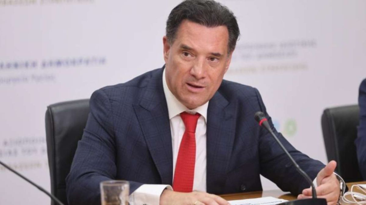 Άδωνις προς MEGA: «Με εγκαλείτε επειδή έκανα αυτό που προβλέπει ΦΕΚ του 2017;»