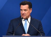 Άδωνις πατάει το κουμπί των ελέγχων: MedWatch 4 φορές τη μέρα σε γιατρούς, ιατρεία και διαφημίσεις