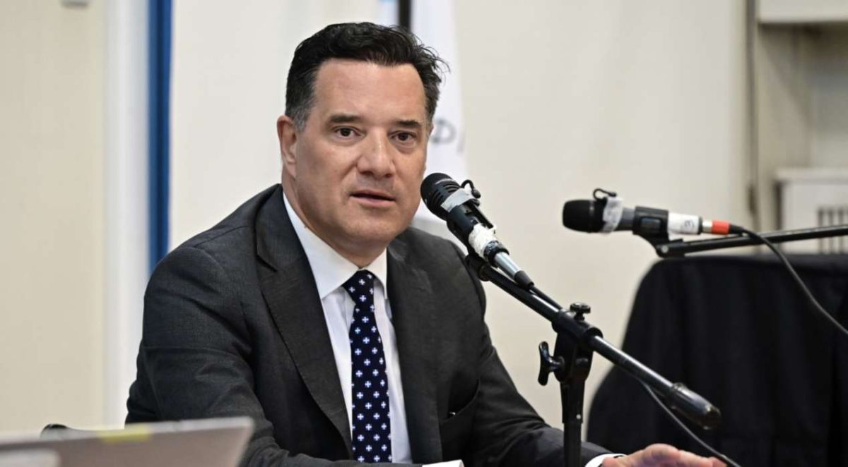 Ο Γεωργιάδης κόβει τα σενάρια συγκυβέρνησης: «Στην Ελλάδα συνεργασίες έγιναν μόνο στα μνημόνια»