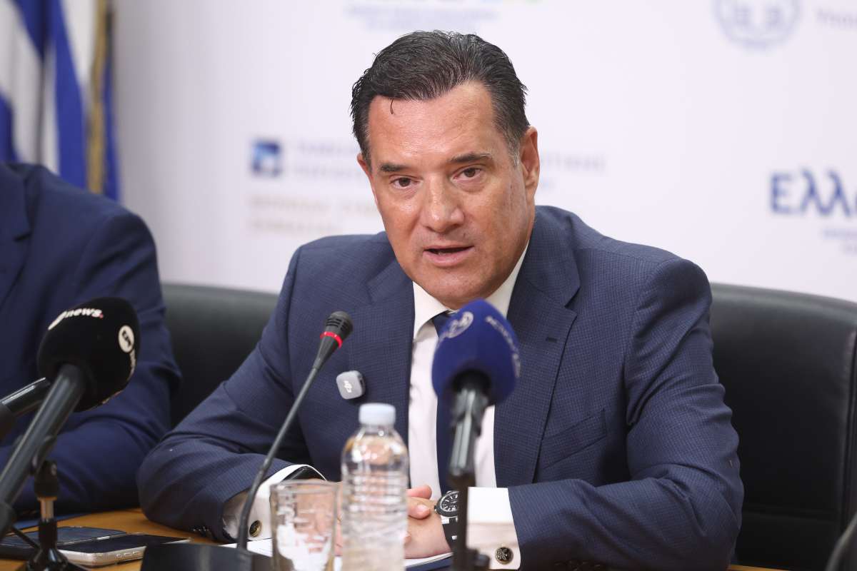 Το AI του Υγείας «σαρώνει» γιατρούς, social media και διαφημίσεις: 200 «κόκκινες σημαίες» σε 9.000 δομές
