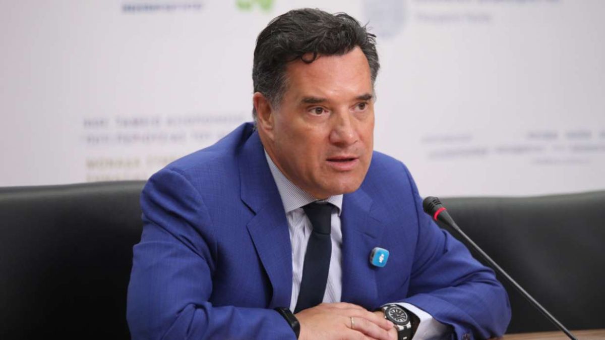 Άδωνις: Σαρωτικοί έλεγχοι σε 118 παρόχους Υγείας – Από fillers μέχρι «κβαντική βιοανάδραση»