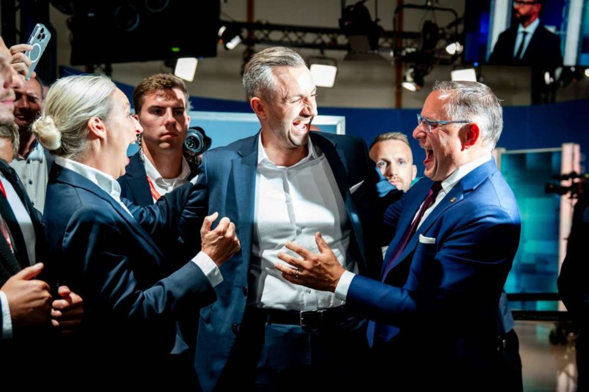 Το μυστικό του 43,8% του AfD: Πώς «έσπασε» το παλιό κοινωνικό τείχος της Γερμανίας