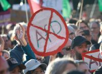 Γερμανία: Ανησυχία στις μεταναστευτικές κοινότητες μετά τη νίκη του AfD