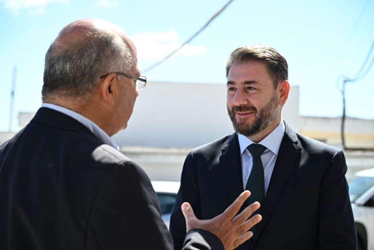 Ανδρουλάκης από Σαντορίνη: «Τα λεφτά των νησιών να επιστρέφουν στα νησιά» – Το σχέδιο για ΦΠΑ και Κυκλάδες