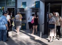 Αφορολόγητο μηνιαίο επίδομα 758 ευρώ – Ποιους αφορά
