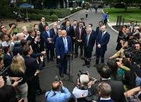 Τραμπ και Big Tech έγραψαν τους νέους κανόνες της AI – Η συμφωνία που αλλάζει το παιχνίδι