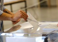 Pulse: Στο 26,5% η ΝΔ – Το 32% των «πρώην» ψηφοφόρων της κοιτάζει προς κόμμα Σαμαρά
