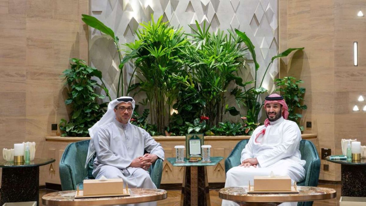 MBS–ΗΑΕ: Γιατί Ριάντ και Άμπου Ντάμπι «παγώνουν» τη ρήξη – Το μήνυμα προς Ευρώπη και Ιράν