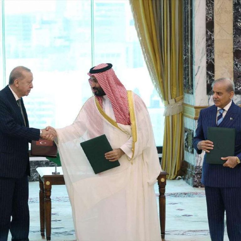 Saudi Arabia Splits the Israel Link: Nuclear Deal With Washington Tests Trump’s Middle East Strategy
