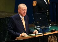 Ερντογάν στον ΟΗΕ: «Διεθνές δίκαιο» στο Αιγαίο, δύο κράτη στην Κύπρο – Η διπλή γραμμή της Άγκυρας