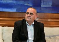 ΠΑΣΟΚ κατά ΝΔ: Ο Μπελέρης εκθειάζει τον Κασιδιάρη και ο Μπεκίρης  συναντήθηκε με συνομιλητή του
