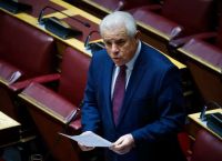 Βλάχος «χτυπά καμπανάκι» μέσα από ΝΔ: «Να ξαναβρούμε το βήμα μας στην κοινωνία»–Πυρά για funds,δανειολήπτες