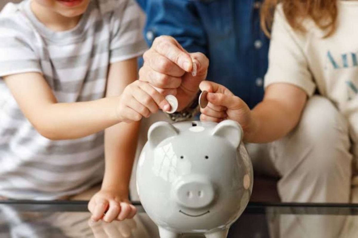 Greece’s New Child Investment Account: How €100 a Month Could Grow Into €77,000