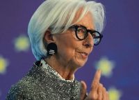 Ευρώ: Το νέο ενεργειακό σοκ απειλεί το ράλι – Αέριο €100, πετρέλαιο $115 και ο φόβος του $1,12