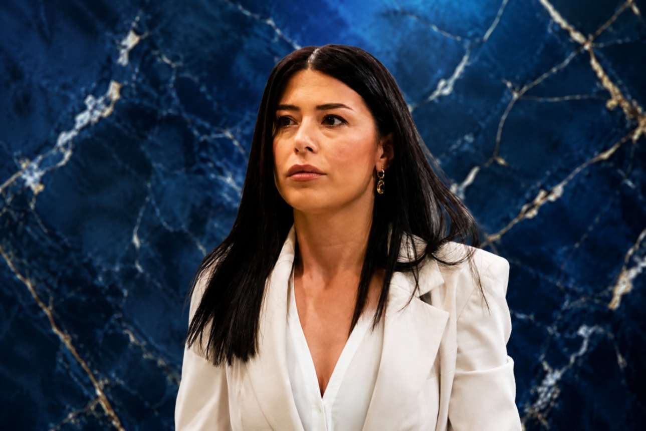 Η Λατινοπούλου «τρολάρει» τη ΔΕΘ: «Έρχονται με πούλμαν από Αθήνα για να γεμίσει το Βελλίδειο»