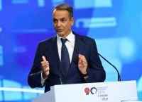 Μητσοτάκης για 13η σύνταξη και 13ο μισθό: «Δεν βγαίνουν οι αριθμοί – Θα τινάζαμε την μπάνκα στον αέρα»