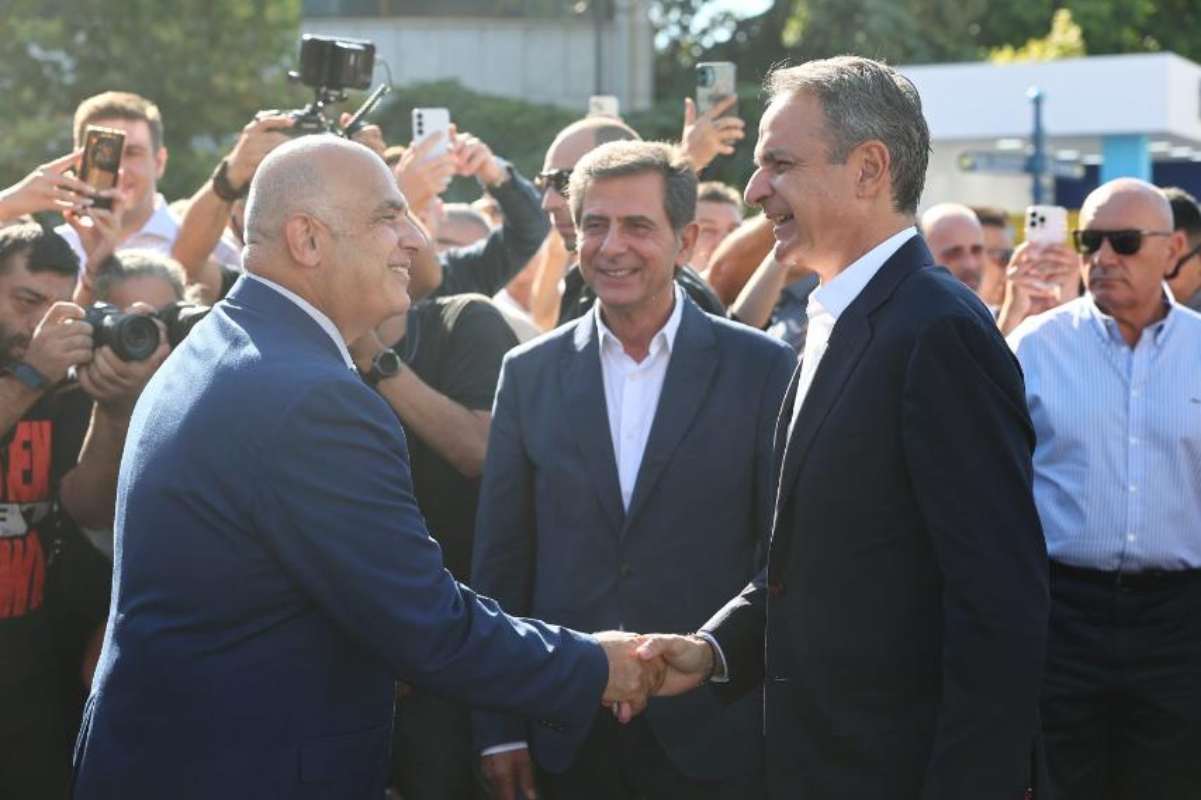 ΔΕΘ: Ο Μητσοτάκης περνά από τα περίπτερα στις κάλπες –Απόψε ξεδιπλώνει τον «ορίζοντα 2030»