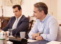 Αθήνα πιέζει για «ευρωπαϊκό συναγερμό» στο μεταναστευτικό – Το σχέδιο Μητσοτάκη περνά πλέον στις Βρυξέλλες