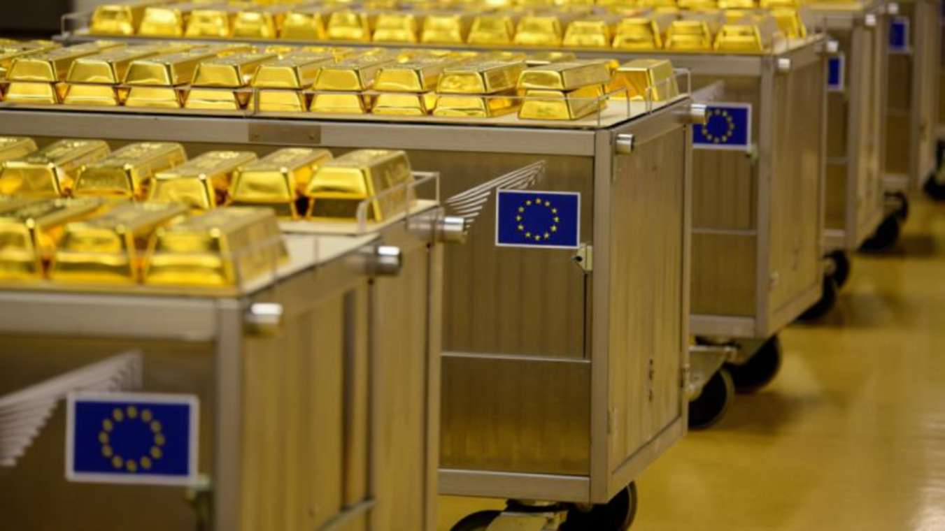 Η Ολλανδία τραβά 86 τόνους χρυσού πιο κοντά στην Ευρώπη – Τι φοβούνται οι κεντρικές τράπεζες