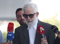 Πέτρος Φιλιππίδης: Στον Άρειο Πάγο για αναίρεση της καταδίκης του – Στο πλευρό του η σύζυγός του