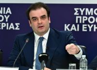 ΔΕΘ: Το Μαξίμου ανοίγει τη βεντάλια – Ποιοι κερδίζουν, πότε και γιατί το πακέτο κοιτάζει στις κάλπες