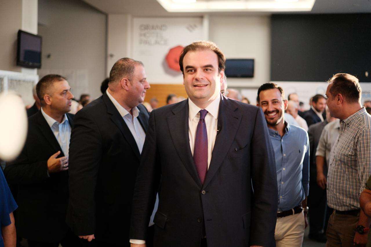 Πιερρακάκης πριν τη ΔΕΘ: Η οικονομία περνά στην επόμενη πίστα – Χρέος κάτω από 120% και «Συνέπεια»
