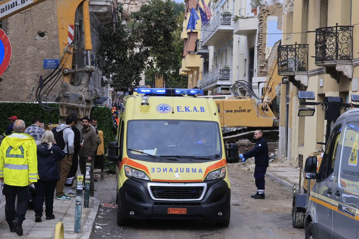 Πλάκα έκρηξη: Εντοπίστηκε και δεύτερη σορός αγνοούμενου στο κτίριο που κατέρρευσε
