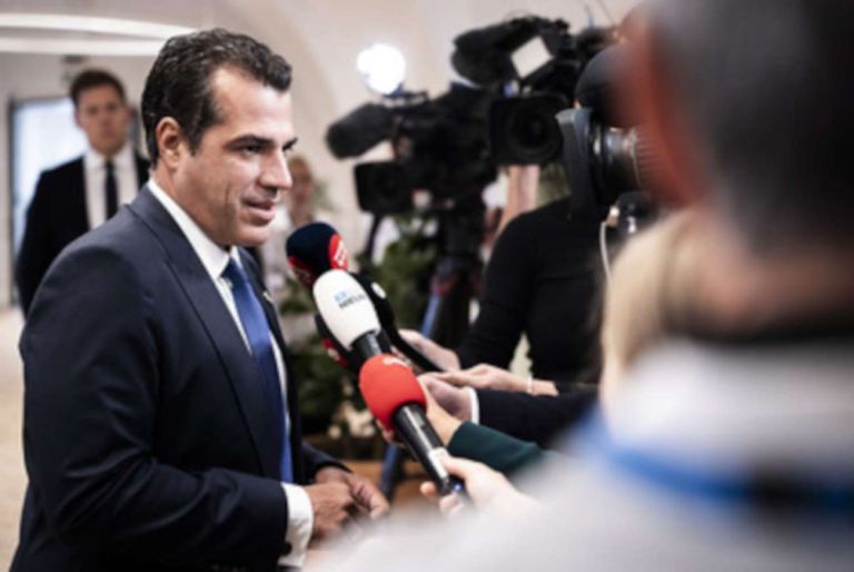 Η ΕΕ περνά από τα λόγια στις επιστροφές: Ελλάδα στον πυρήνα για τα νέα hubs σε τρίτες χώρες