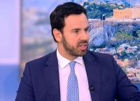 Ρωμανός σε σκληρή γραμμή: «600.000 άνθρωποι βρήκαν δουλειά–Δεν υπάρχει σχέδιο για κόψιμο επιδόματος ανεργίας»