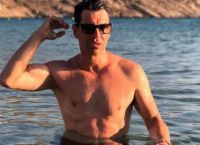 Σάκης Ρουβάς – Κάτια Ζυγούλη: Η ξεχωριστή συνάντηση στη Σίφνο και το μήνυμα που συγκίνησε