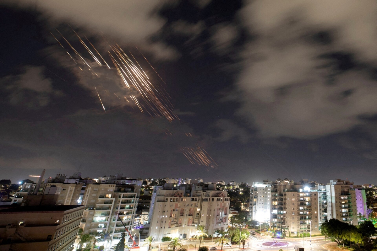 Έξι πύραυλοι προς τη Σαουδική Αραβία: Γιατί το Yanbu γίνεται τώρα ο πιο κρίσιμος ενεργειακός στόχος