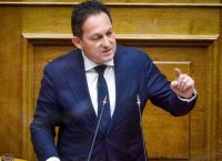 Πέτσας: «Μειώστε τον ΕΦΚ στα κοινοτικά όρια» – Καμπανάκι για αλαζονεία και προειδοποίηση για κόμμα Σαμαρά