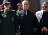 Ορμούζ και Bab el-Mandeb σε κλοιό: Οι Χούθι χτυπούν Ριάντ – Trump και Ιράν ανταλλάσσουν απειλές