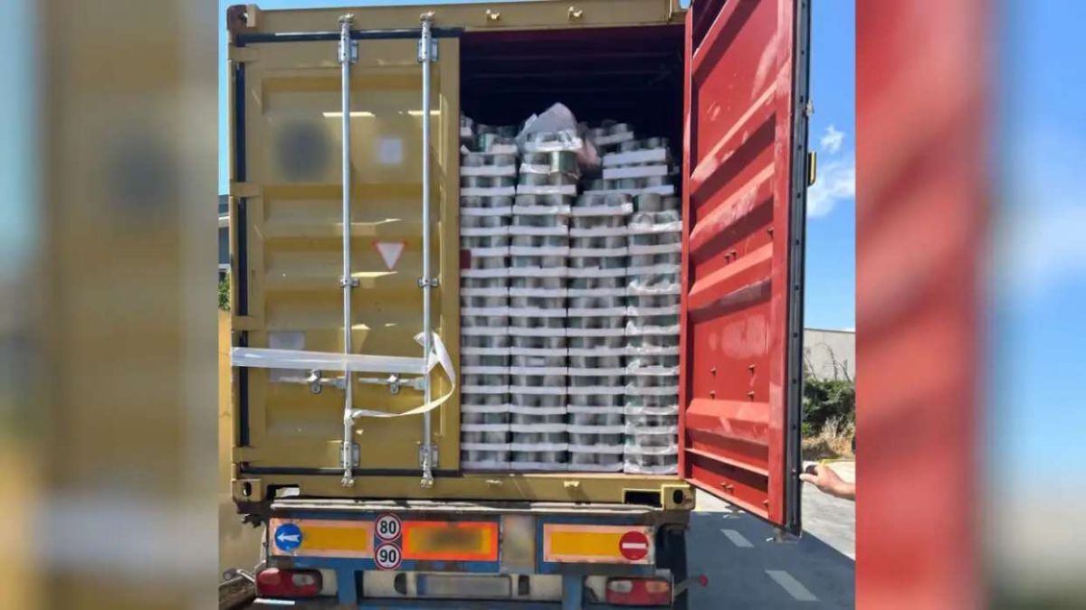 Αττική: Κατασχέθηκαν 1.900 κιβώτια ακατάλληλου τόνου από την Τουρκία