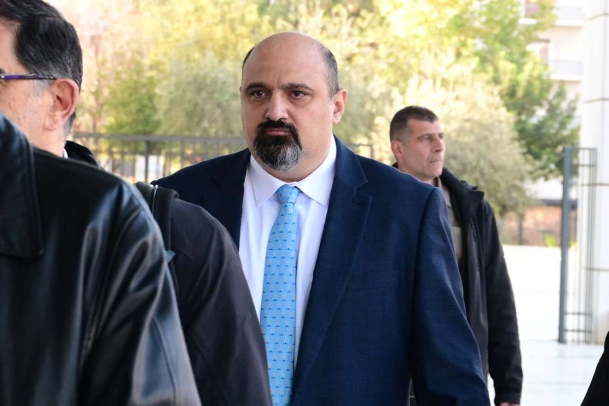 Τέμπη: Στο Ειδικό Δικαστήριο Τριαντόπουλος και ακόμη τέσσερις–Νέος γύρος σύγκρουσης κυβέρνησης–αντιπολίτευσης