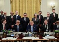 Τραμπ και Big Tech έγραψαν τους νέους κανόνες της AI – Η συμφωνία και η μεγάλη ένσταση
