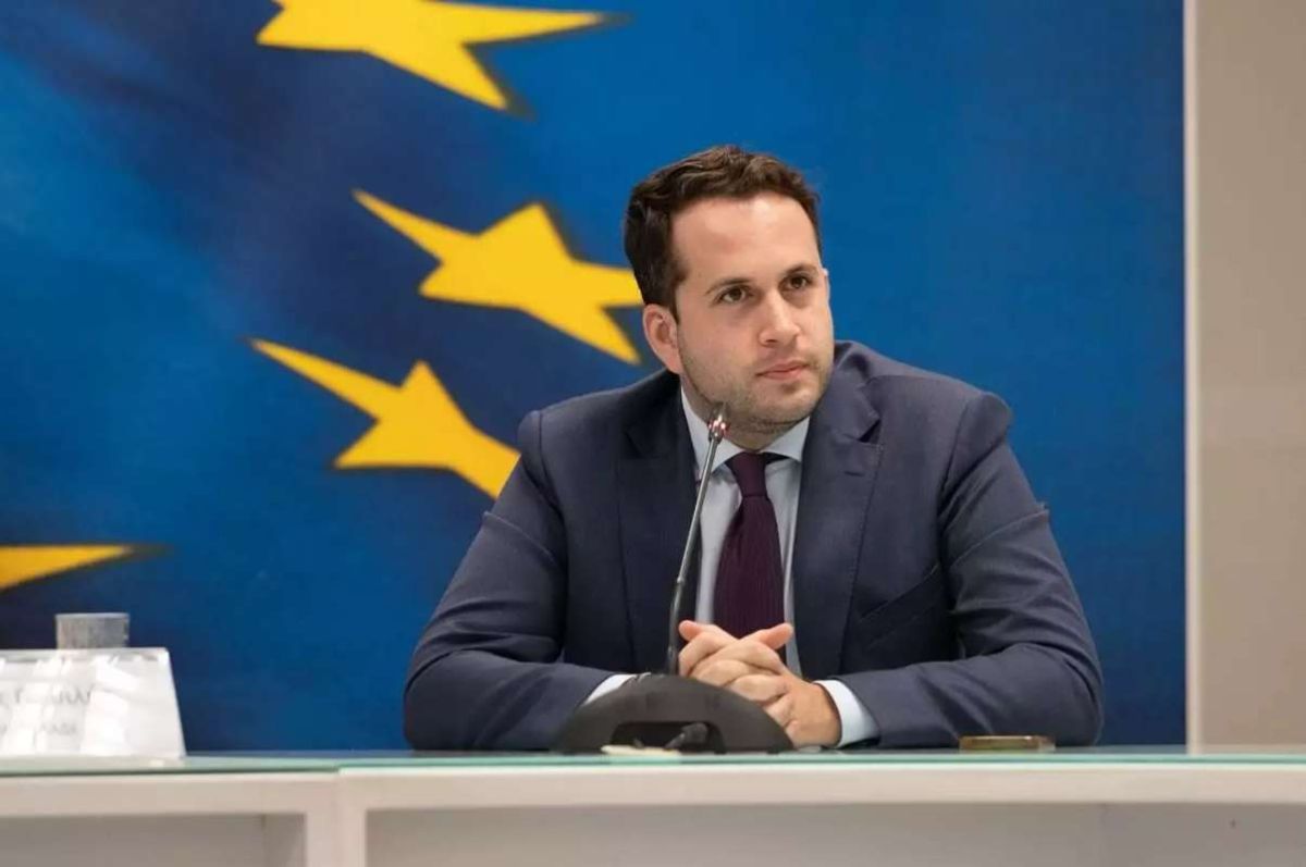 Χειμώνας με «ασπίδα» στα καύσιμα: Κάτω από €1,75 η θέρμανση – Στο τραπέζι ΕΦΚ και νέο πλαφόν