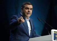 Τσίπρας ανεβάζει το θερμόμετρο για τα καύσιμα: «Το πετρέλαιο θέρμανσης δεν δικαιολογείται πάνω από €1,40»