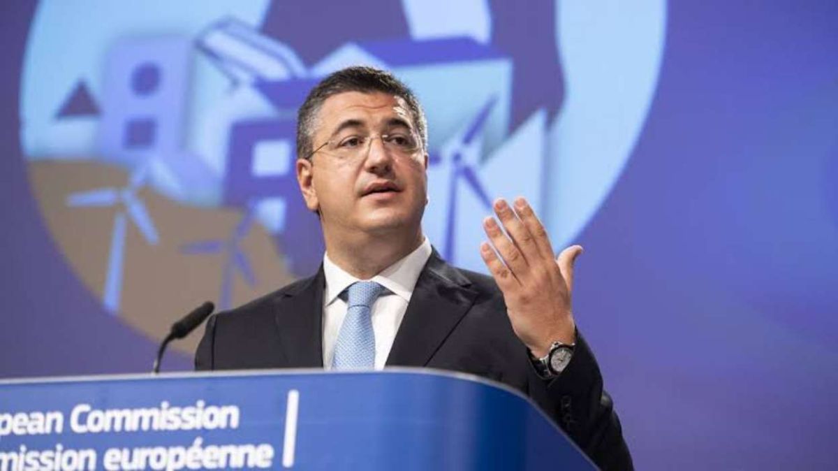 Τζιτζικώστας: «Δεν υπάρχει έλλειψη καυσίμων,αλλά τα περιθώρια στενεύουν»–Στο τραπέζι αποθέματα,ρήτρα διαφυγής