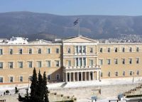 Μονιμότητα στο Δημόσιο στο τραπέζι: Αξιολόγηση, απομάκρυνση και η μεγάλη μάχη για το άρθρο 103