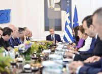 Μητσοτάκης στους υπουργούς μετά τα «καβαλημένα καλάμια»: «Μετρημένος λόγος – Εγώ αξιολογώ συμπεριφορές»