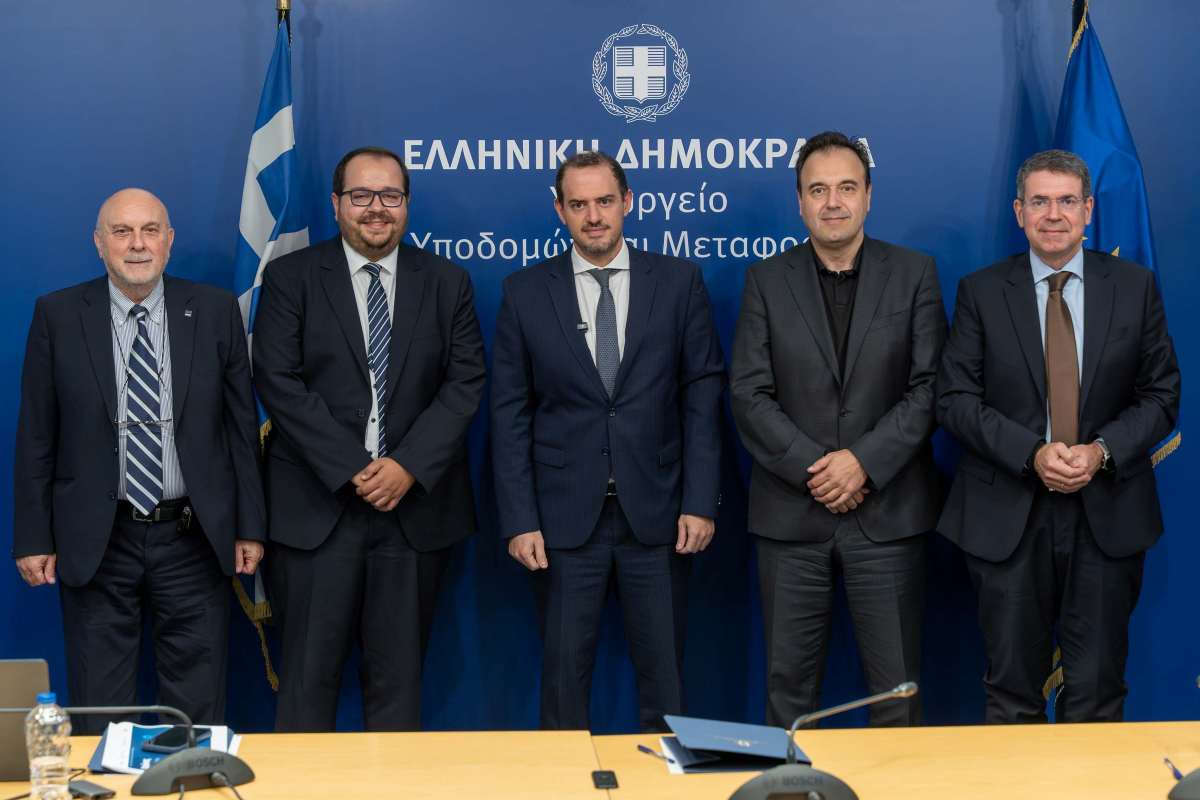Διπλώματα οδήγησης και πινακίδες αλλάζουν: Ψηφιακές εξετάσεις και τέλος στη γραφειοκρατία